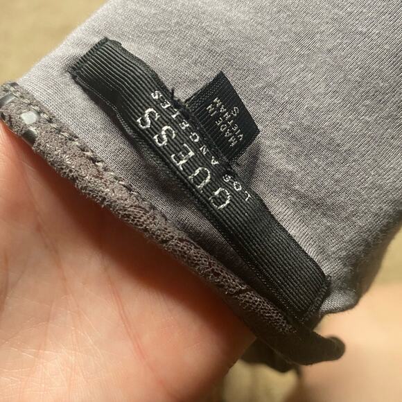 Guess suede snake print crop top - Picture 7 of 7